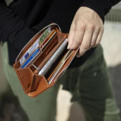 Cartera De Mujer Cimarron Shasta En Polipiel -Bolsa De Moda camel sku 16042417 10480115 xxl