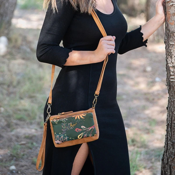 Cartera De Mano Con Asa Para Muñeca De Mujer Skpat Colección Lorette En Nylon/Polipiel 2 Cartera De Mano Con Asa Para Muñeca De Mujer Skpat Colección Lorette En Nylon/Polipiel - Imagen 2