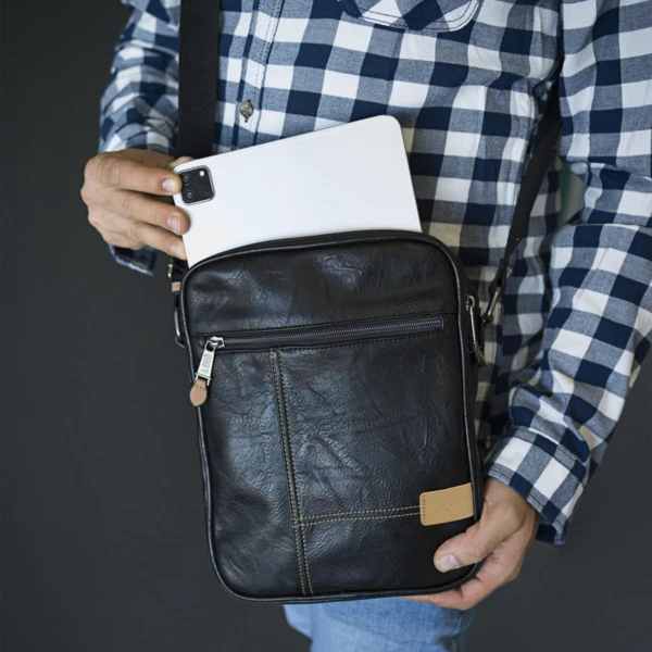 Bandolera Porta Tablet De Mujer/Hombre Lois Warren En Polipiel 2 Bandolera Porta Tablet De Mujer/Hombre Lois Warren En Polipiel - Imagen 2