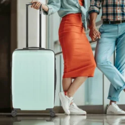 Maleta 60 Cms Mediana Skpat Lisboa Rígida En Abs Extensible Con Capacidad De 65L Tsa Integrado -Bolsa De Moda verde sku 16062186 04220466 xxl